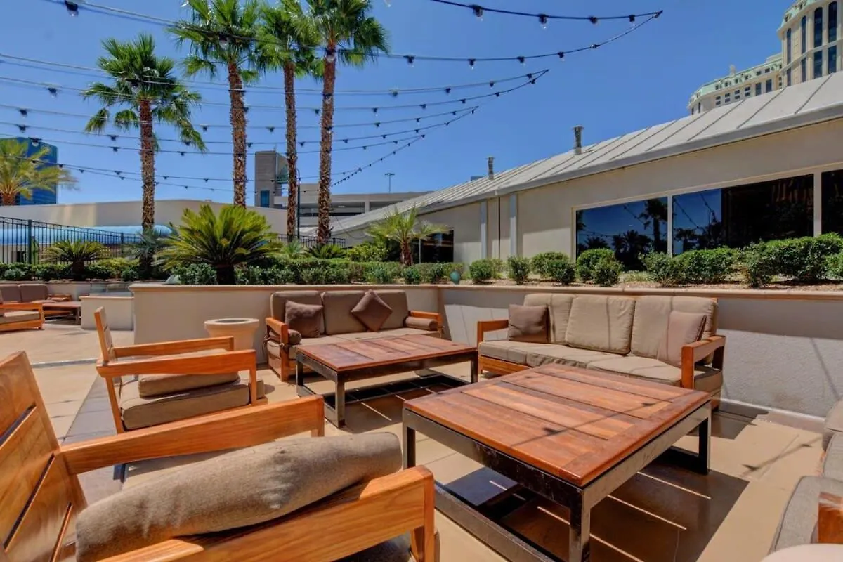 Signature 2Br3Ba Balcony Combo Units 28-602 And 04 Las Vegas
